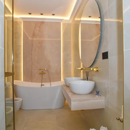 Trevi Fountain Elegant Apartment Rom